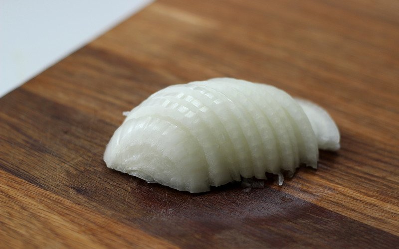 томленое мясо на сковороде