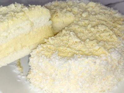 Торт «Ангельский» на белковом бисквите