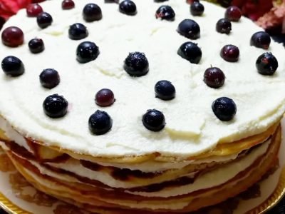 Торт из банановых блинов с кремом