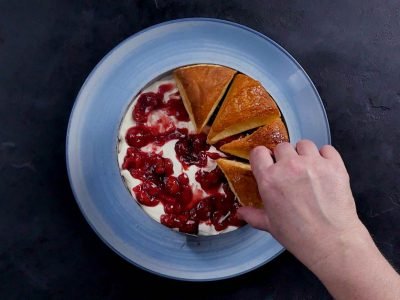 Торт из слоеного теста