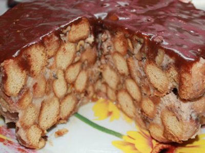 Торт «Медовые шарики»