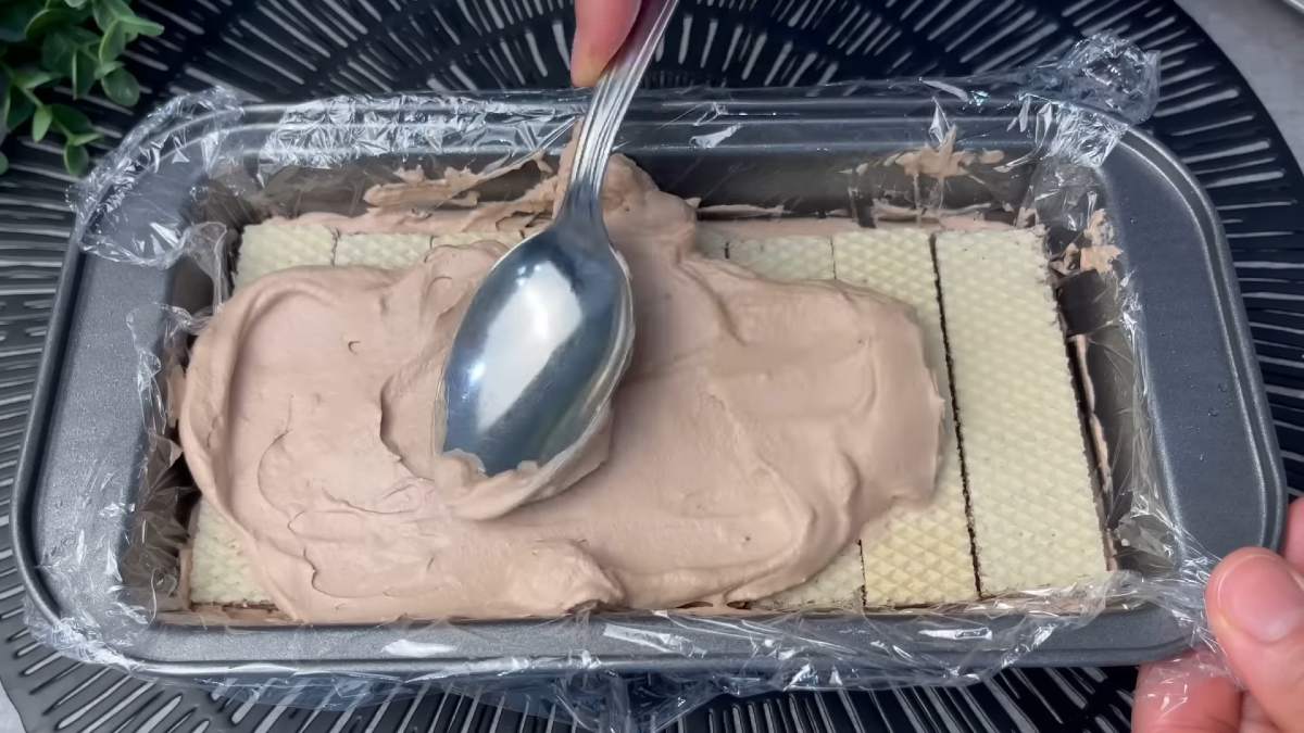 торт с вафлями