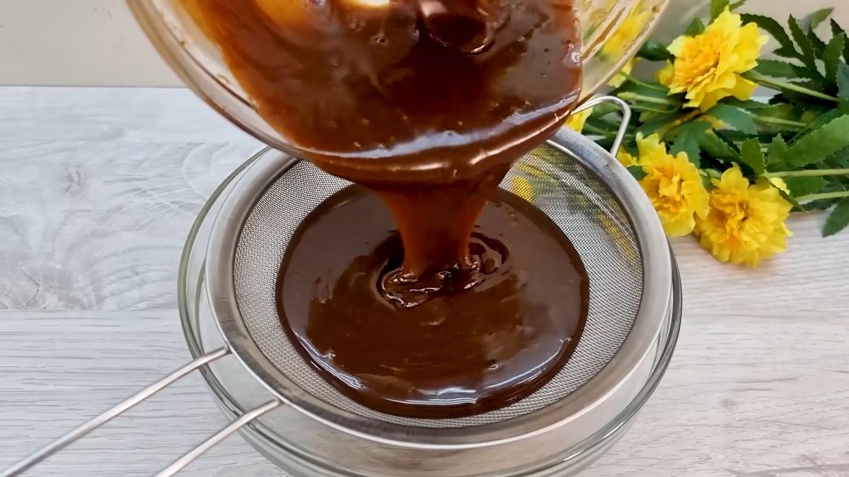 процеживание шоколадной массы