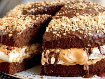 Торт «Сникерс»