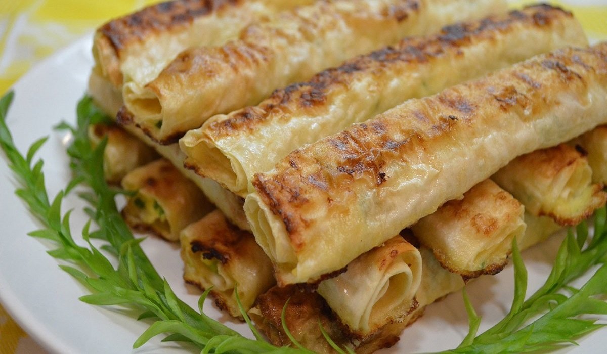 трубочки с сырной начинкой
