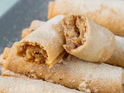 Трубочки с ореховой начинкой к чаю