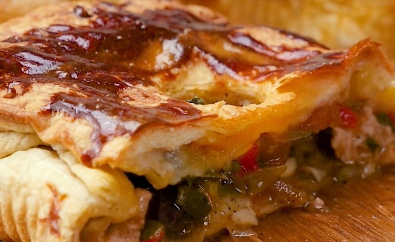 Турты с овощной смесью и мясом