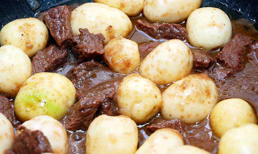 тушеная молодая картошка