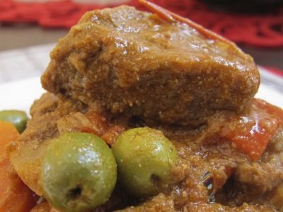 Тушеная телятина с грибами