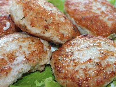 Самые мягкие тушеные котлеты