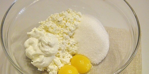 творожные пирожки с яблочной начинкой