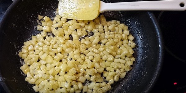 творожные пирожки с яблочной начинкой