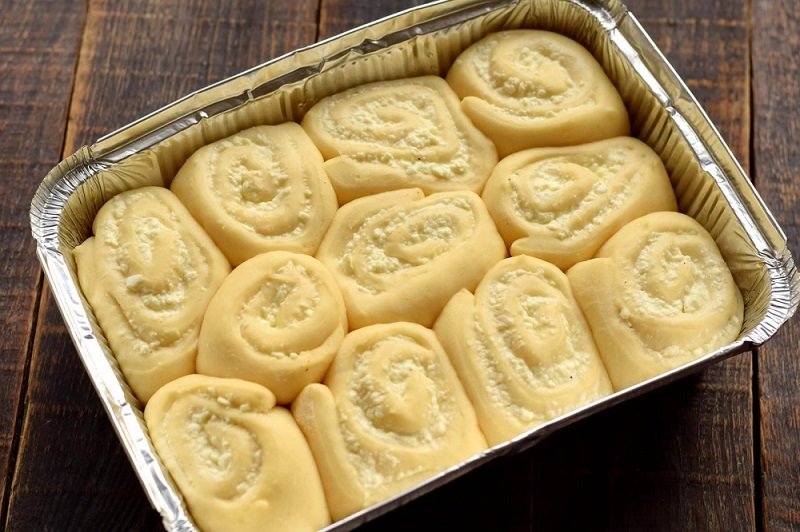 готовые булочки с творогом