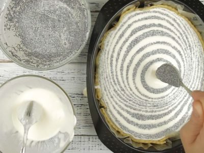 Творожный пирог с маком