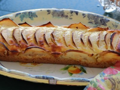 Творожный пирог с яблоками