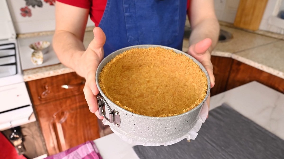 тесто в форме