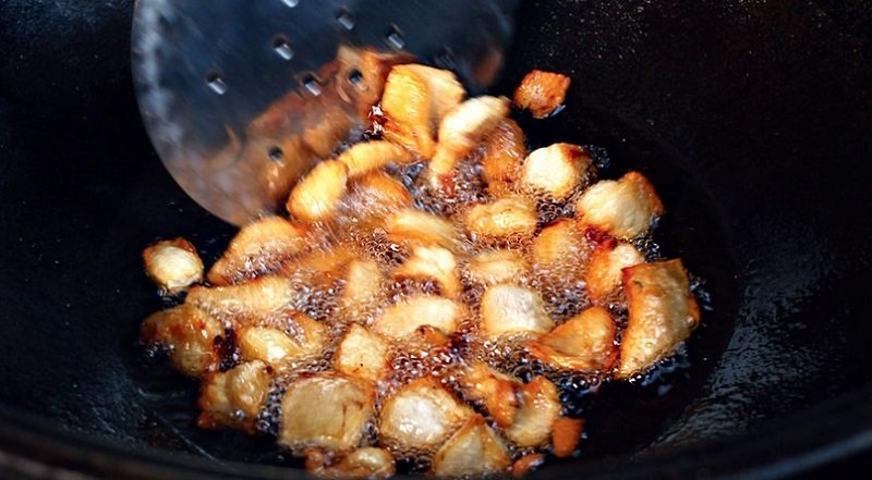 жарить курдюк