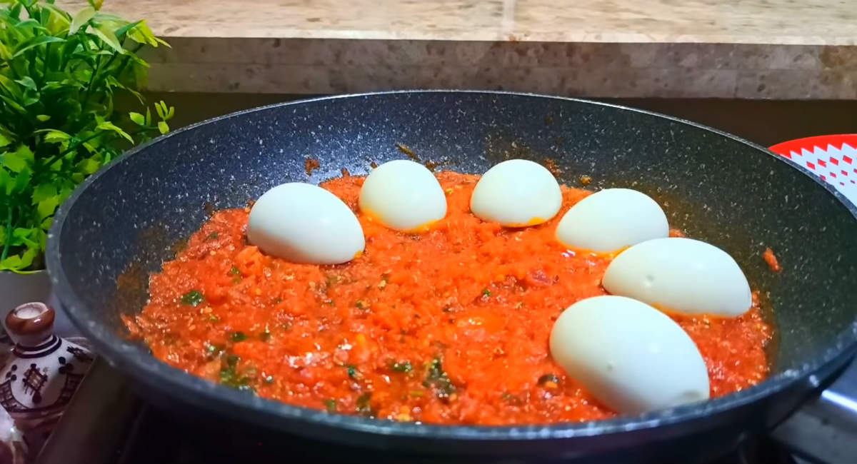 яйца в соусе