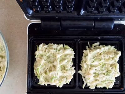 Вафли из кабачков в вафельнице