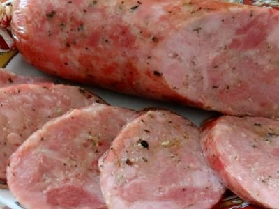 Вареная колбаса