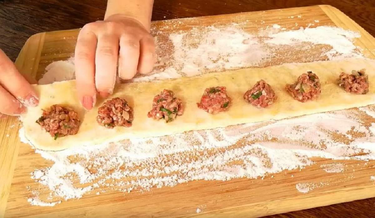 картофельное тесто с начинкой