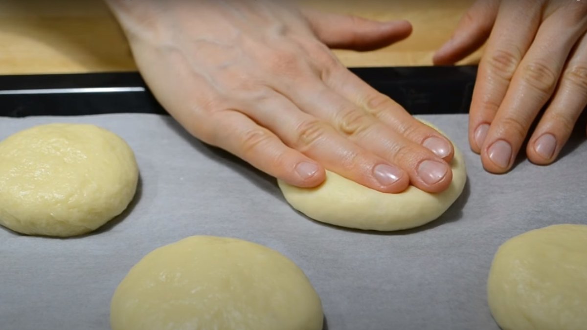 лепешки из теста