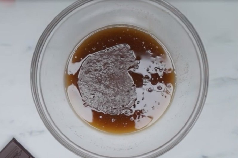 тесто в процессе приготовления