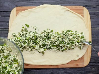 Вертута с брынзой и зеленью