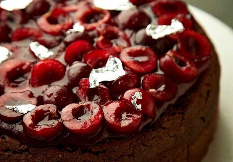 вишневый сметанник