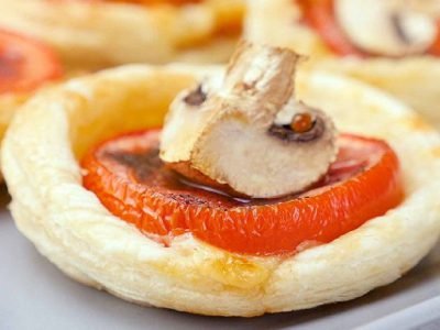 Волованы из слоеного теста