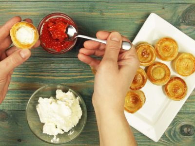 Волованы с красной икрой