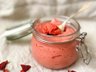 Взбитый десерт из варенья