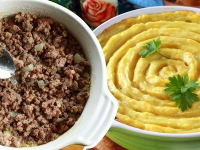 «Яблочник»: картофельная запеканка с мясом