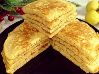 Яблочные коржики на кефире на сковороде