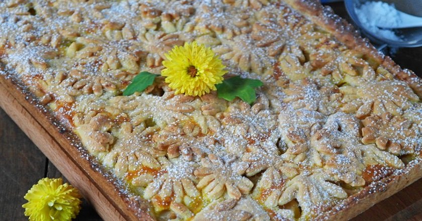 яблучний пиріг з пісочним тістом - готуємо з покроковими фото