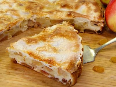 Яблочный пирог со сметанной заливкой