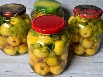 Яблоки с виноградом в сиропе: рецепт на зиму