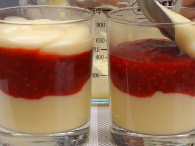 Ягодный десерт