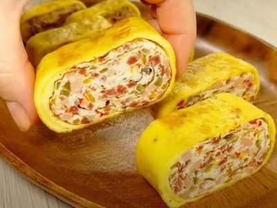 Праздничный яичный рулет