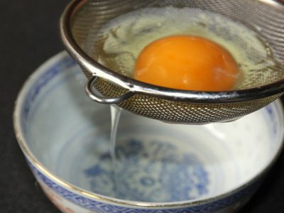 Как приготовить яйцо пашот в микроволновке