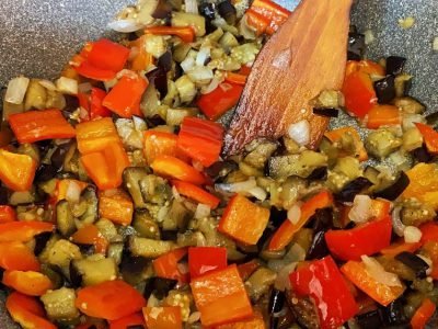 Закуска из баклажанов с грибами