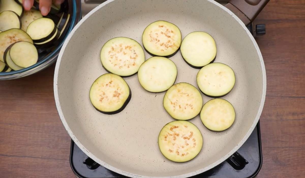 Закуска из баклажанов с помидорами и чесноком - Со Вкусом