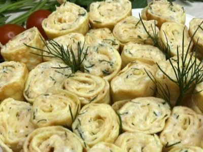 Закуска из блинов с сыром