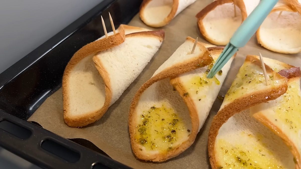 смазанные маслом «конвертики»