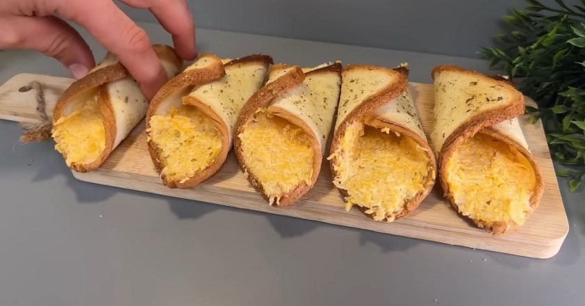 «конвертики» с сырной начинкой