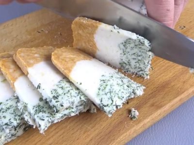 Закуска из сала с чесноком и зеленью