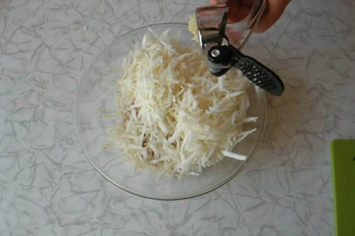 тунец с сельдереем