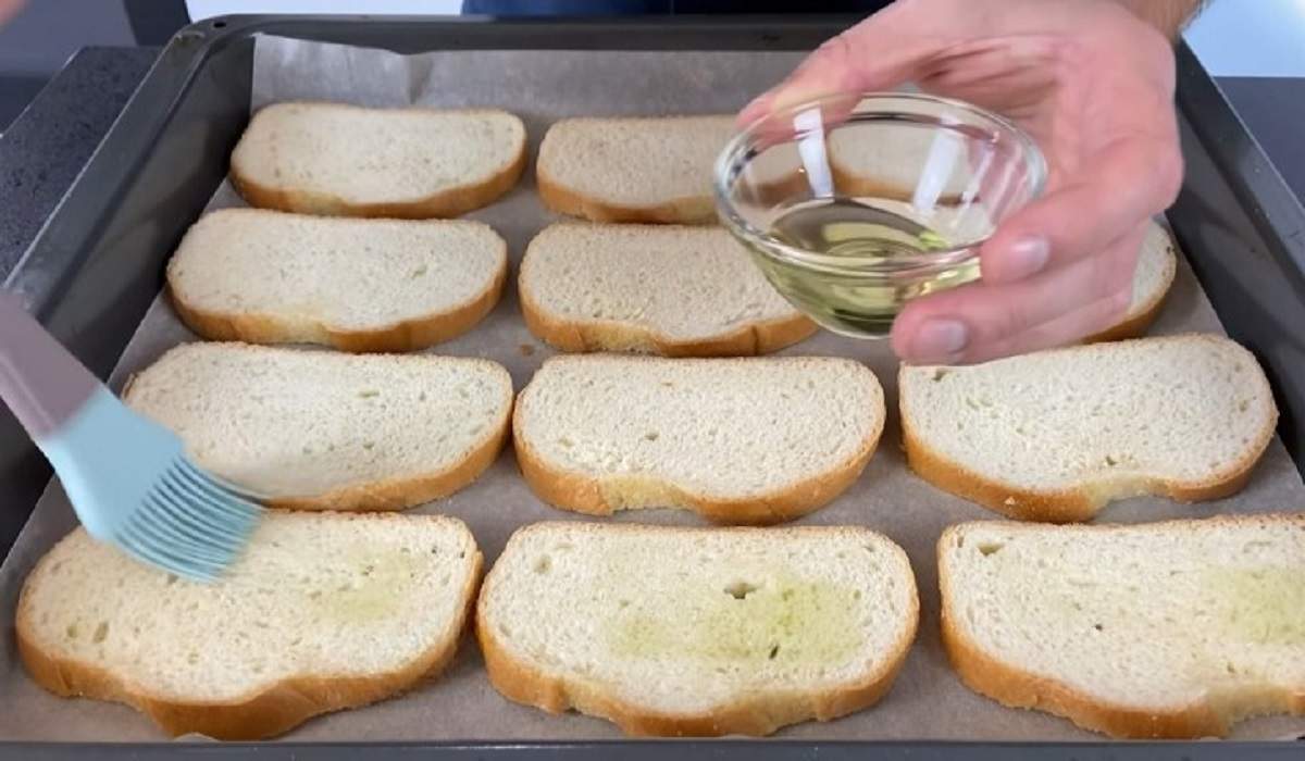 смазывание хлеба маслом