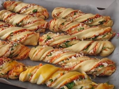 Закусочные палочки с начинкой