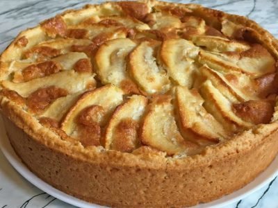 Заливной пирог с грушами